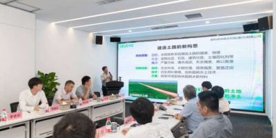土遇水不成泥！！！由平湖科技企业研发的生态超疏水新产品很神奇
